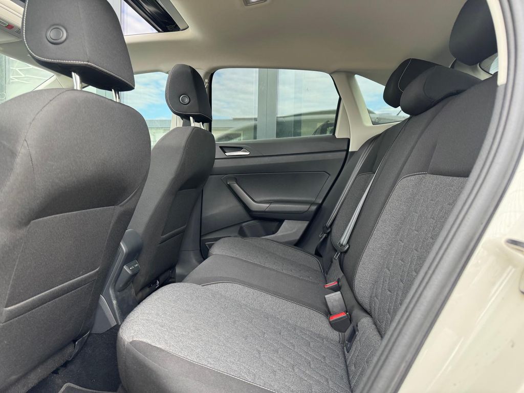 Volkswagen Taigo 2023 г. Серый, пробег 45235 км