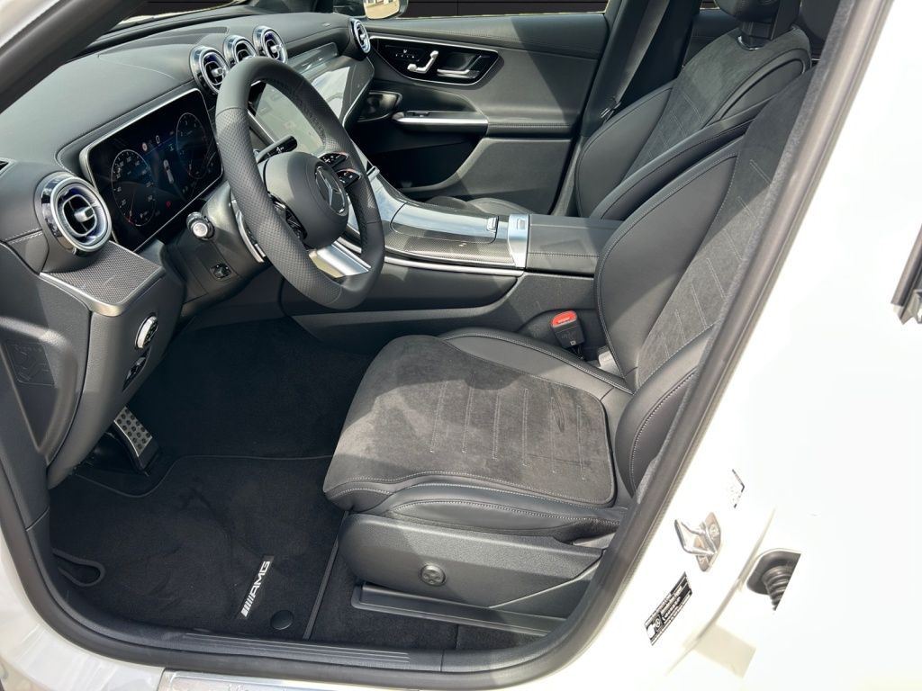 Mercedes-Benz GLC 220 2026 г. Белый, пробег 6100 км