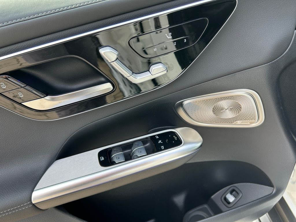 Mercedes-Benz GLC 220 2026 г. Белый, пробег 6100 км