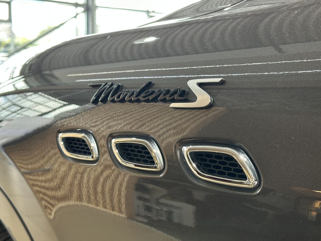 Maserati Levante 2022 г. Серый, пробег 38640 км