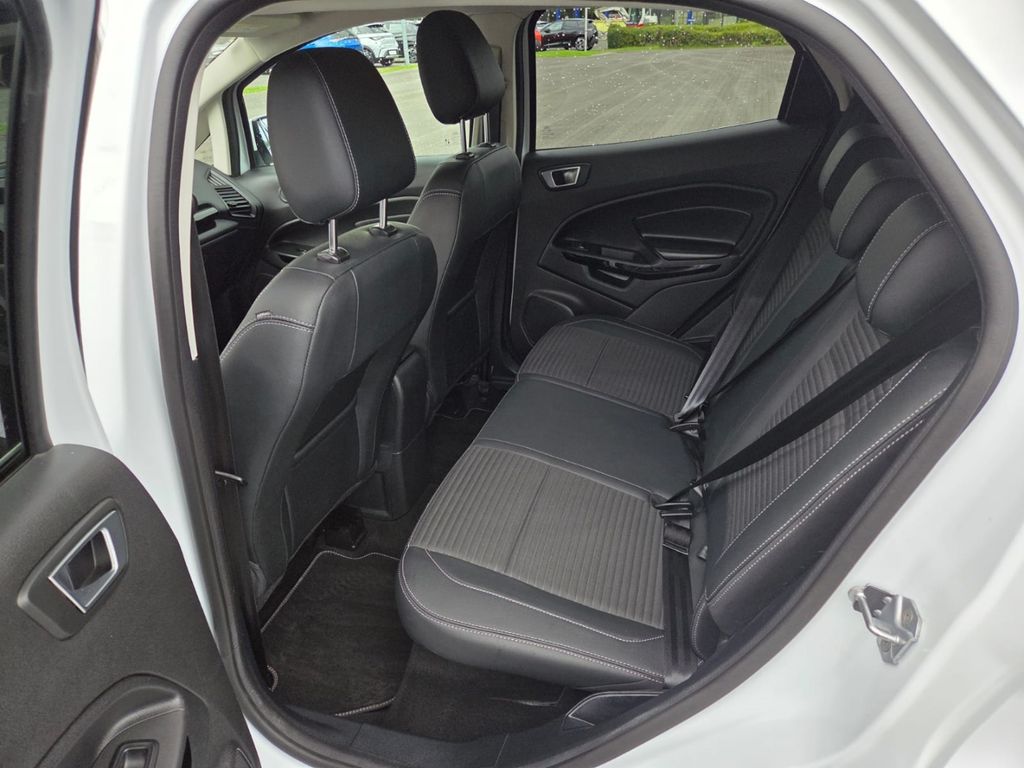 Ford EcoSport 2022 г. Белый, пробег 58008 км
