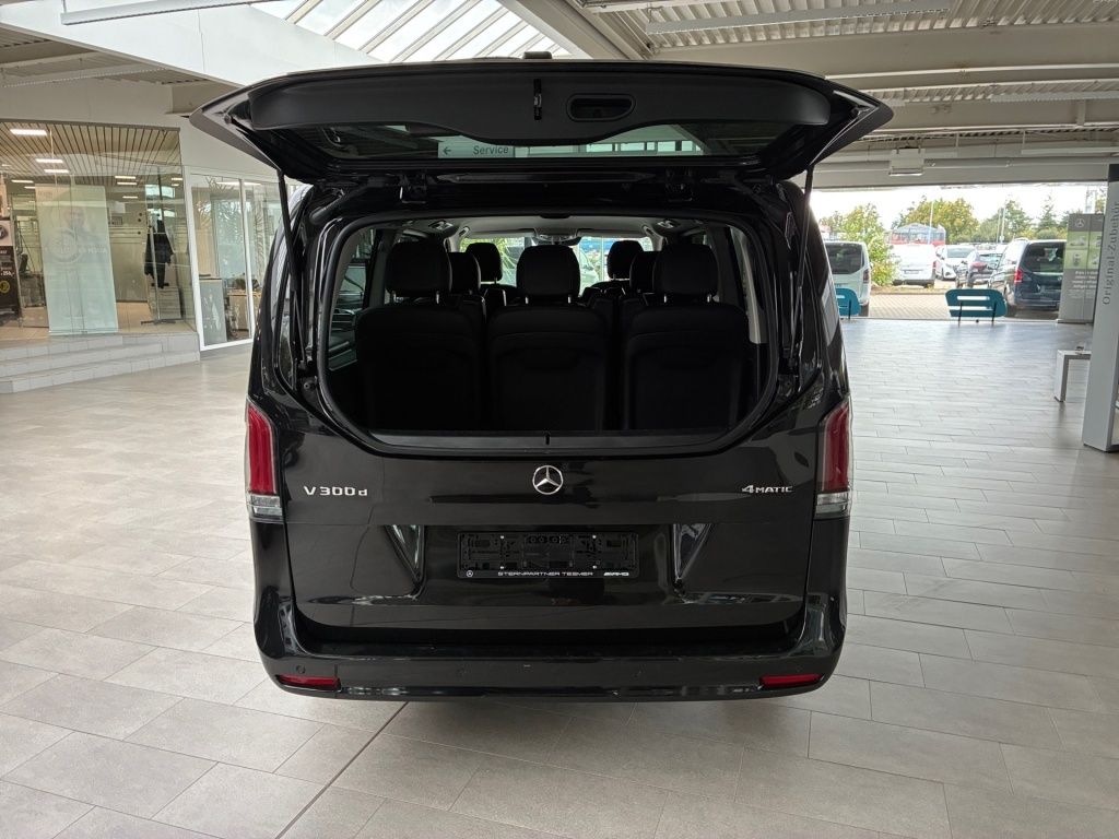 Mercedes-Benz V 300 2025 г. Чёрный, пробег 38882 км
