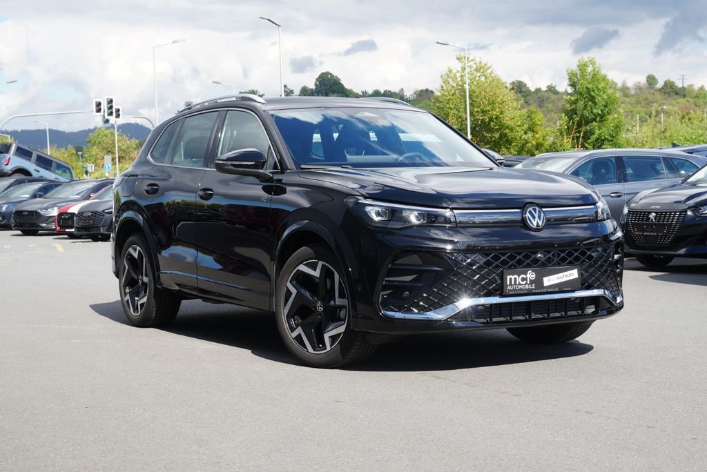 Volkswagen Tiguan 2026 г. Чёрный, пробег 15731 км