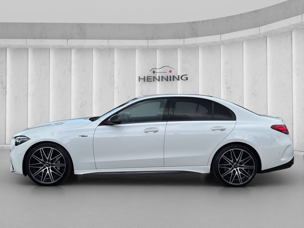 Mercedes-Benz C 43 AMG 2025 г. Белый, пробег 5331 км