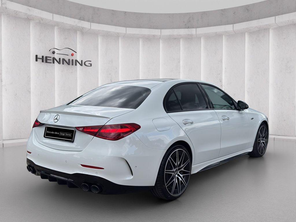 Mercedes-Benz C 43 AMG 2025 г. Белый, пробег 5331 км