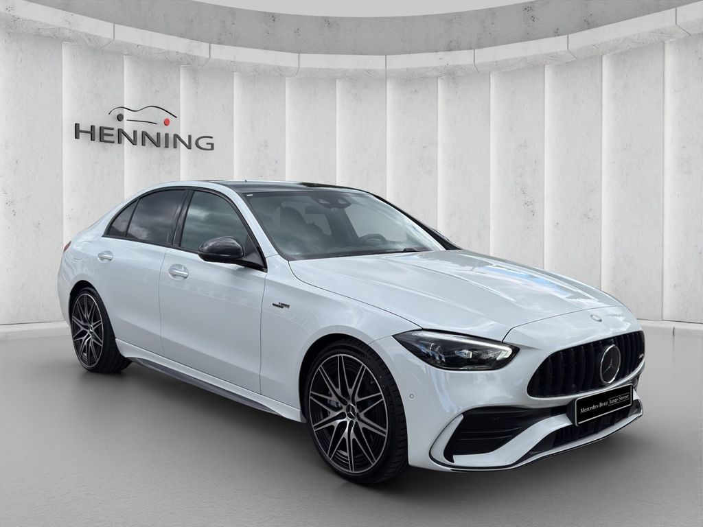 Mercedes-Benz C 43 AMG 2025 г. Белый, пробег 5331 км