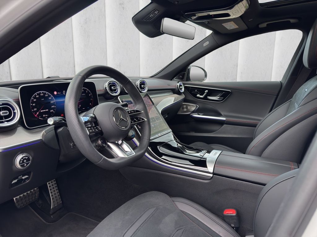 Mercedes-Benz C 43 AMG 2025 г. Белый, пробег 5331 км