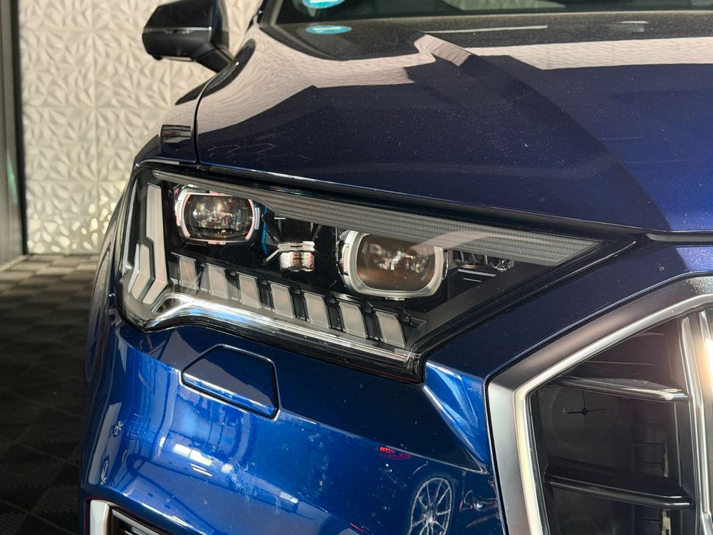 Audi SQ7 2023 г. Синий, пробег 38000 км