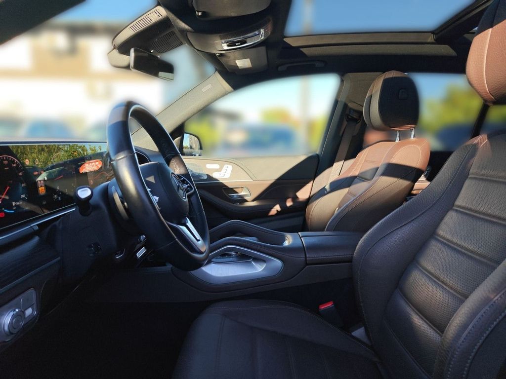 Mercedes-Benz GLE 400 2022 г. Серый, пробег 32562 км