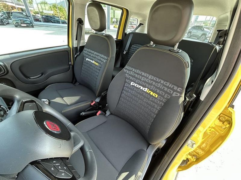 Fiat Panda 2024 г. Жёлтый, пробег 1 км