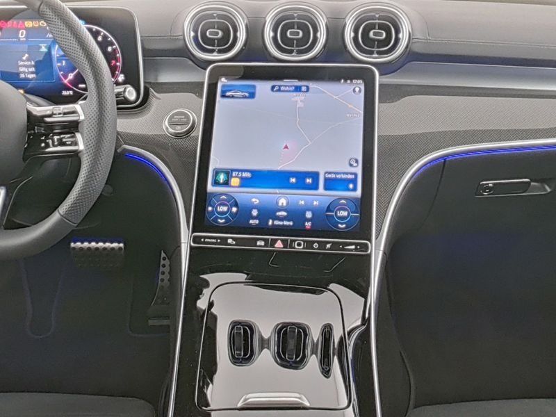 Mercedes-Benz CLE 200 2025 г. Серый, пробег 8797 км