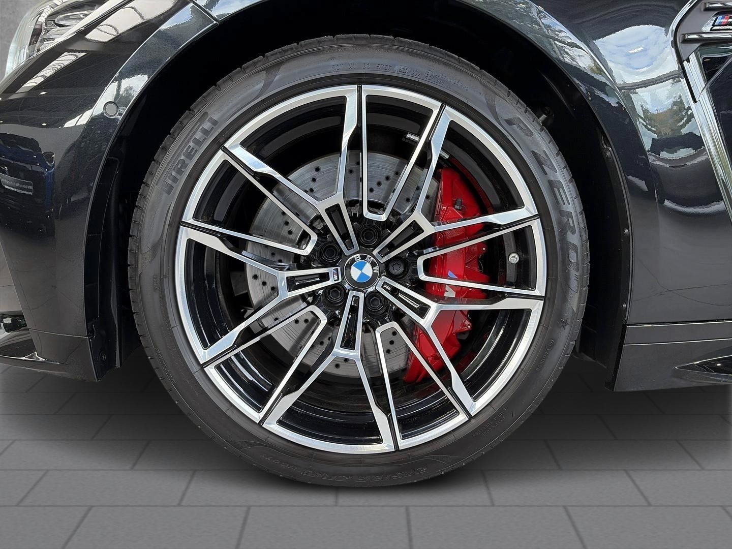 BMW M4 2023 г. Чёрный, пробег 44173 км