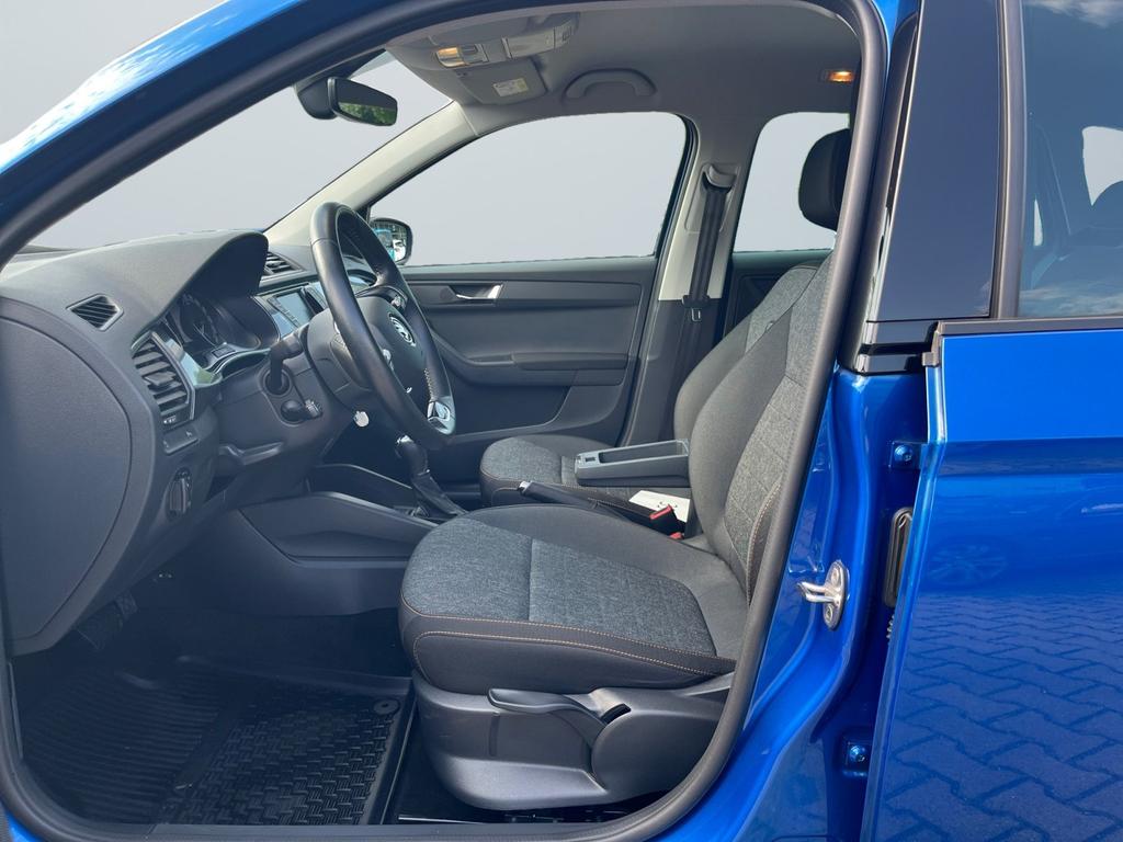 Skoda Fabia 2022 г. Синий, пробег 39972 км