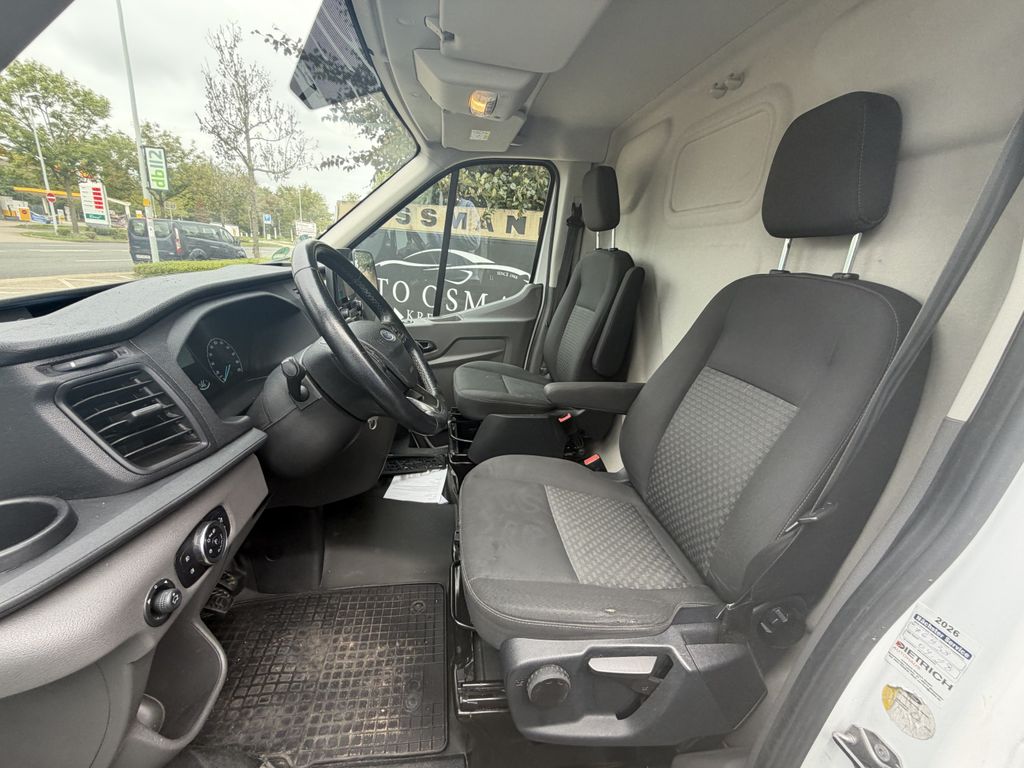 Ford Transit 2022 г. Белый, пробег 37975 км