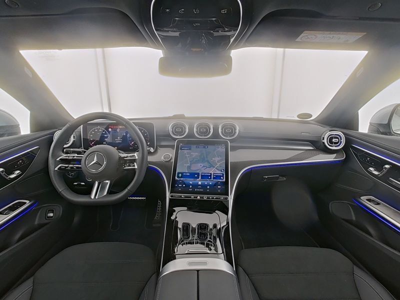 Mercedes-Benz CLE 200 2025 г. Серебристый, пробег 15466 км