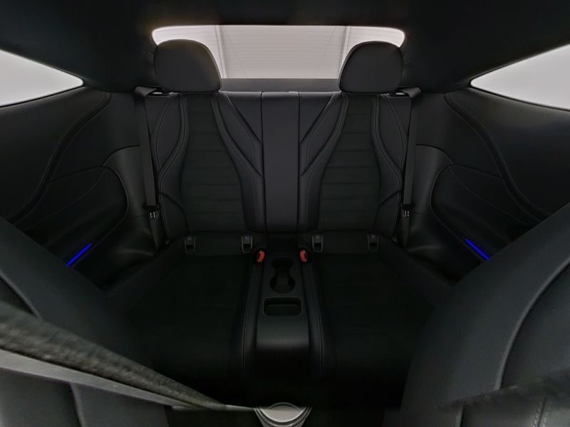 Mercedes-Benz CLE 200 2025 г. Серебристый, пробег 15466 км