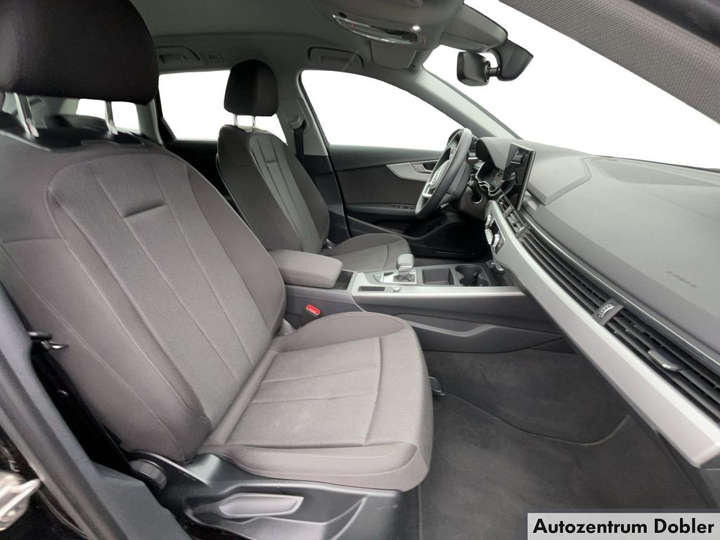 Audi A4 2024 г. Чёрный, пробег 27750 км