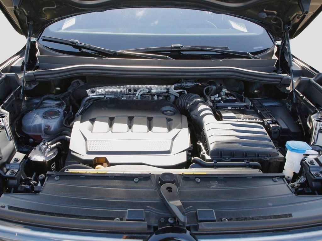 Volkswagen Tiguan 2026 г. Синий, пробег 13220 км