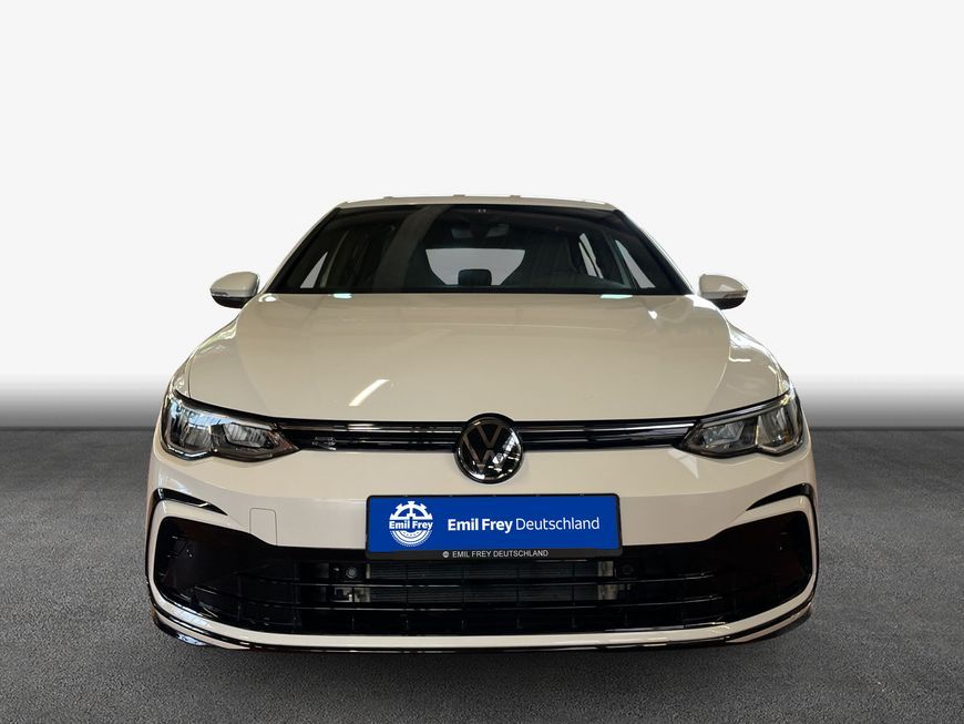 Volkswagen Golf 2023 г. Белый, пробег 30753 км