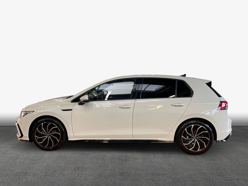 Volkswagen Golf 2023 г. Белый, пробег 30753 км
