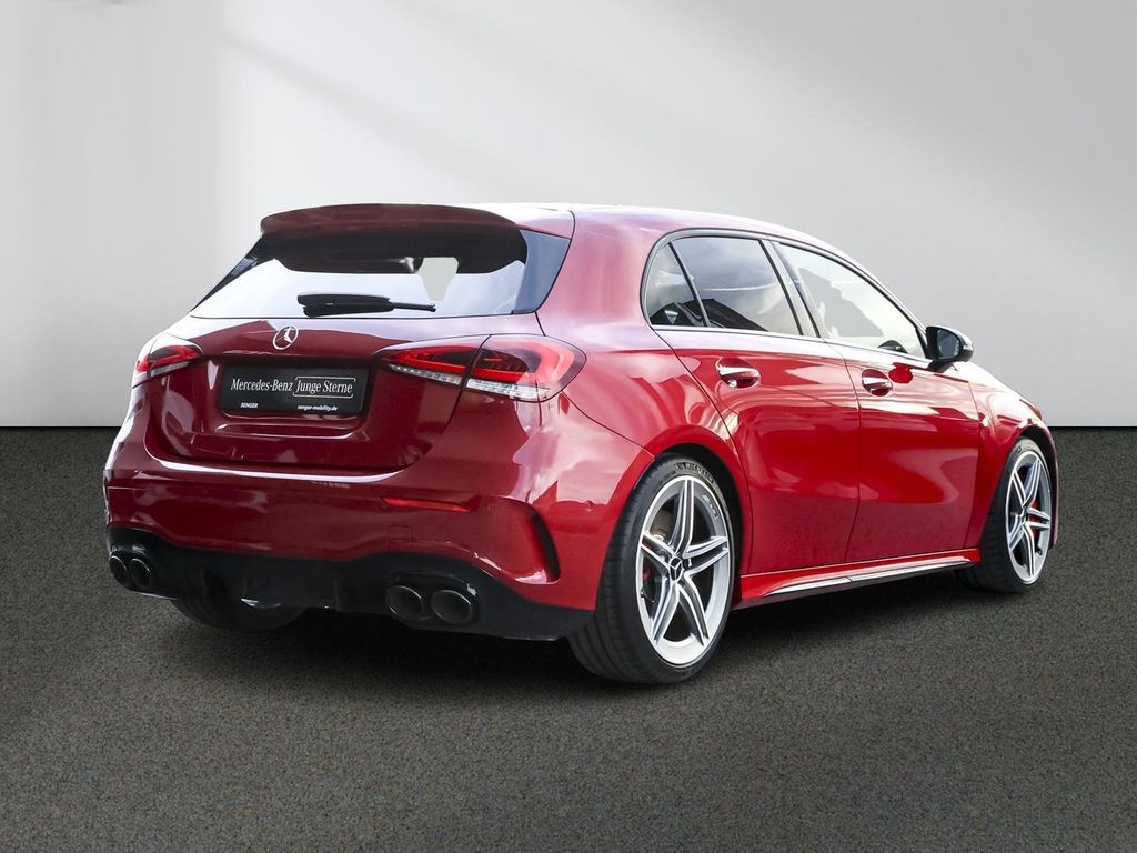 Mercedes-Benz A 45 AMG 2023 г. Красный, пробег 35164 км