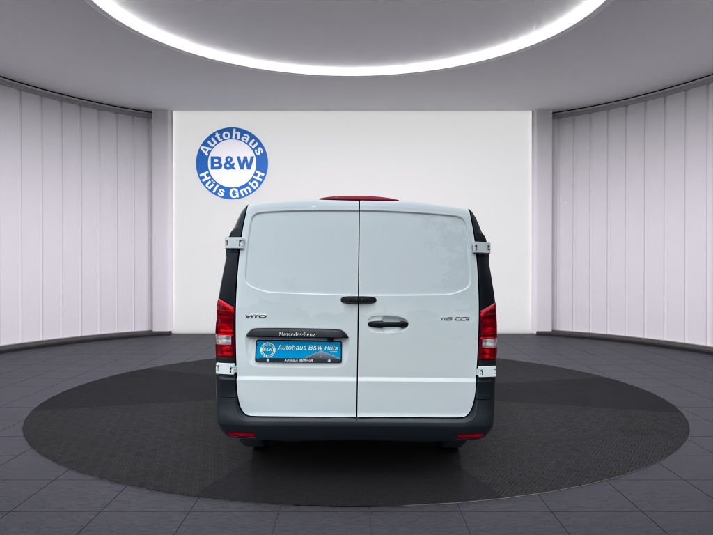 Mercedes-Benz Vito 2024 г. Белый, пробег 54859 км