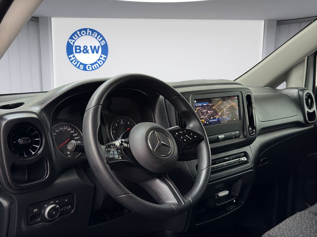 Mercedes-Benz Vito 2024 г. Белый, пробег 54859 км