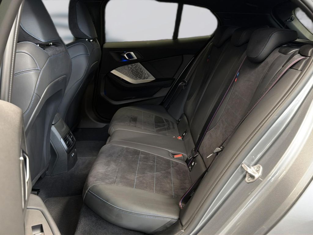 BMW 120 2025 г. Серый, пробег 42200 км