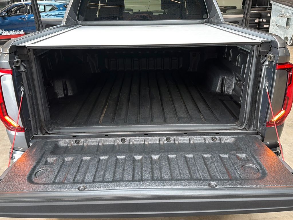 Volkswagen Amarok 2025 г. Серый, пробег 23900 км