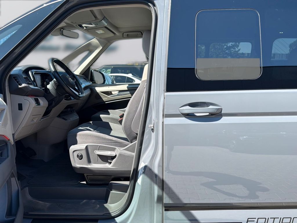 Volkswagen T7 MULTIVAN 2024 г. Серый, пробег 56700 км