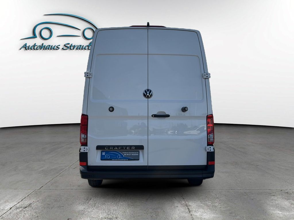 Volkswagen CRAFTER 2025 г. Белый, пробег 37800 км