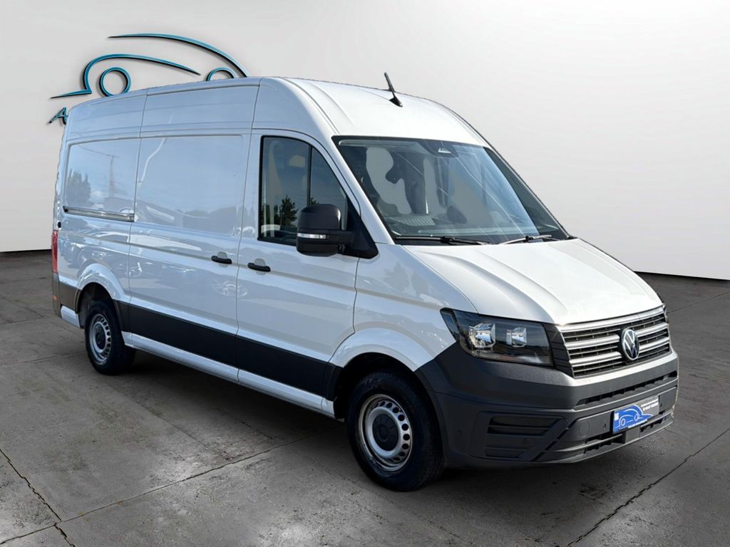 Volkswagen CRAFTER 2025 г. Белый, пробег 37800 км