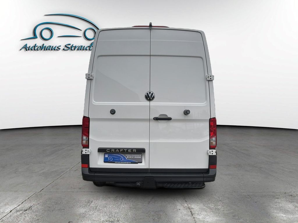 Volkswagen CRAFTER 2025 г. Белый, пробег 35400 км