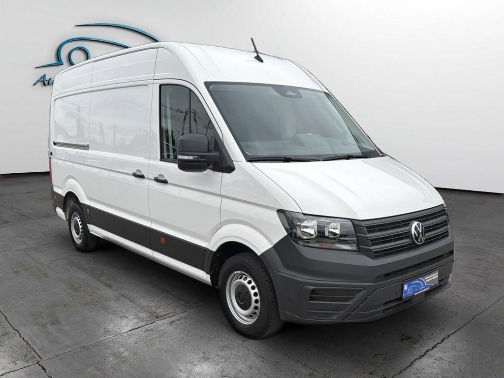 Volkswagen CRAFTER 2025 г. Белый, пробег 35400 км