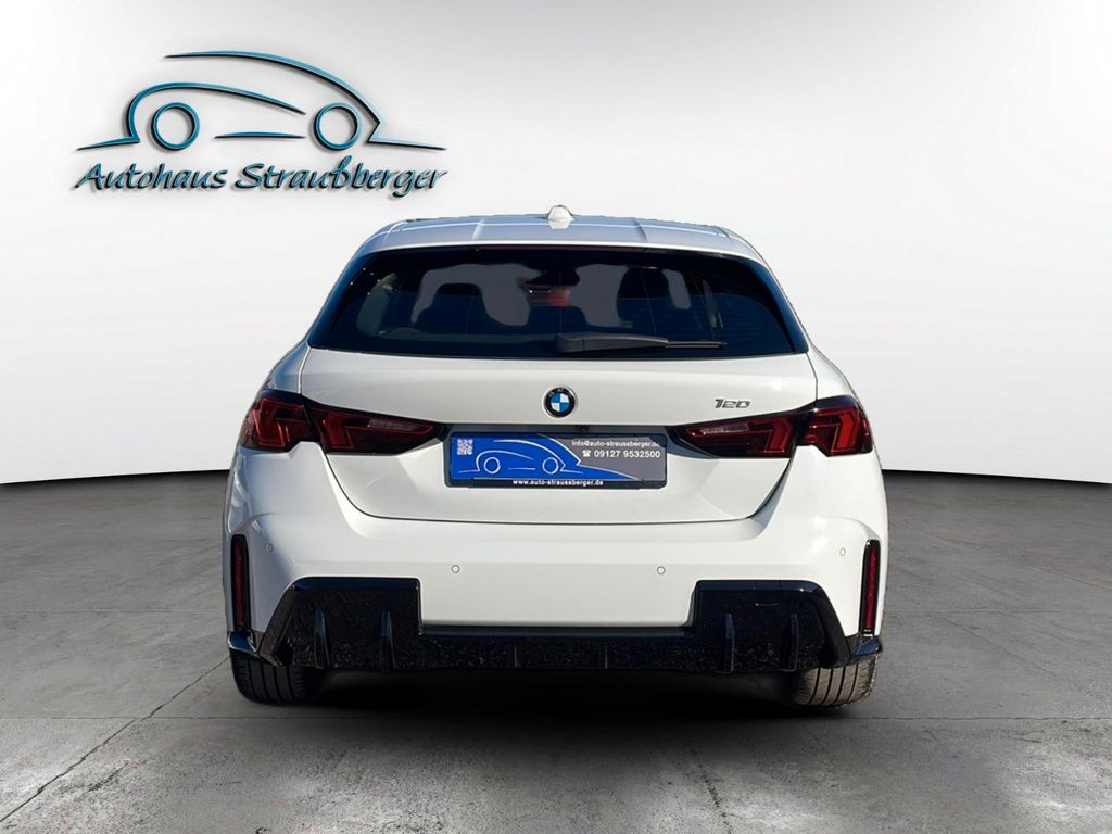 BMW 120 2025 г. Белый, пробег 39700 км