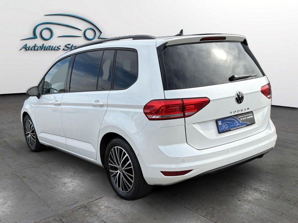 Volkswagen Touran 2025 г. Белый, пробег 46200 км