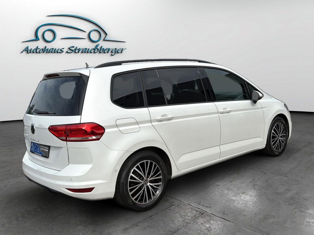 Volkswagen Touran 2025 г. Белый, пробег 46200 км