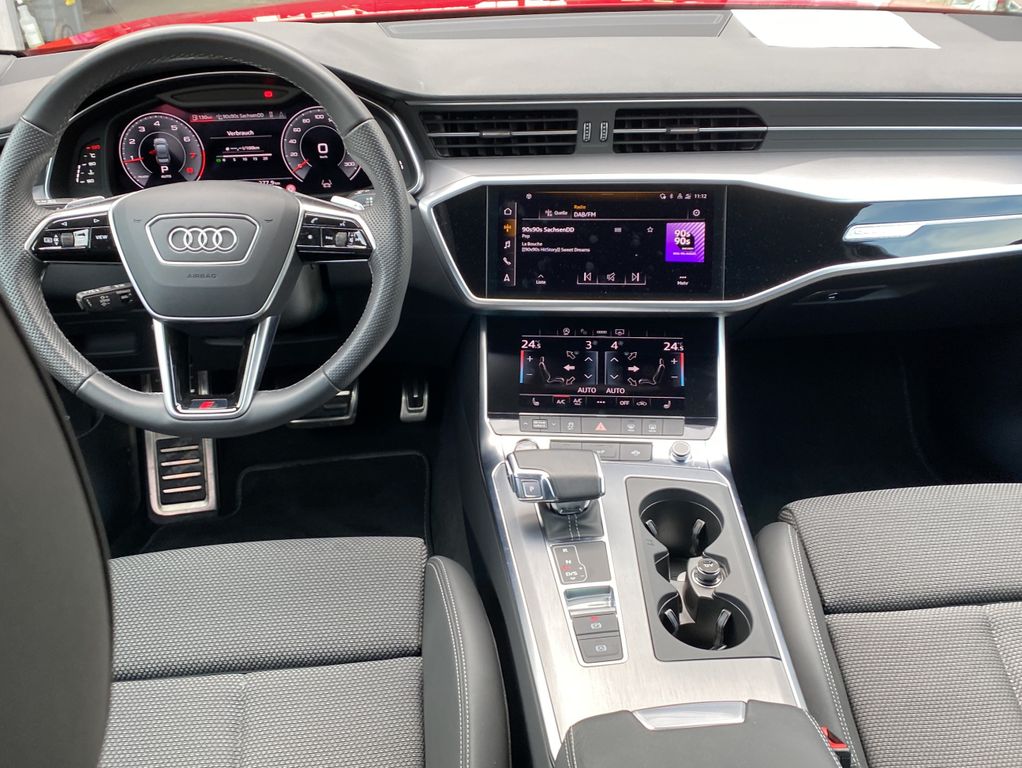 Audi A6 2023 г. Красный, пробег 43625 км