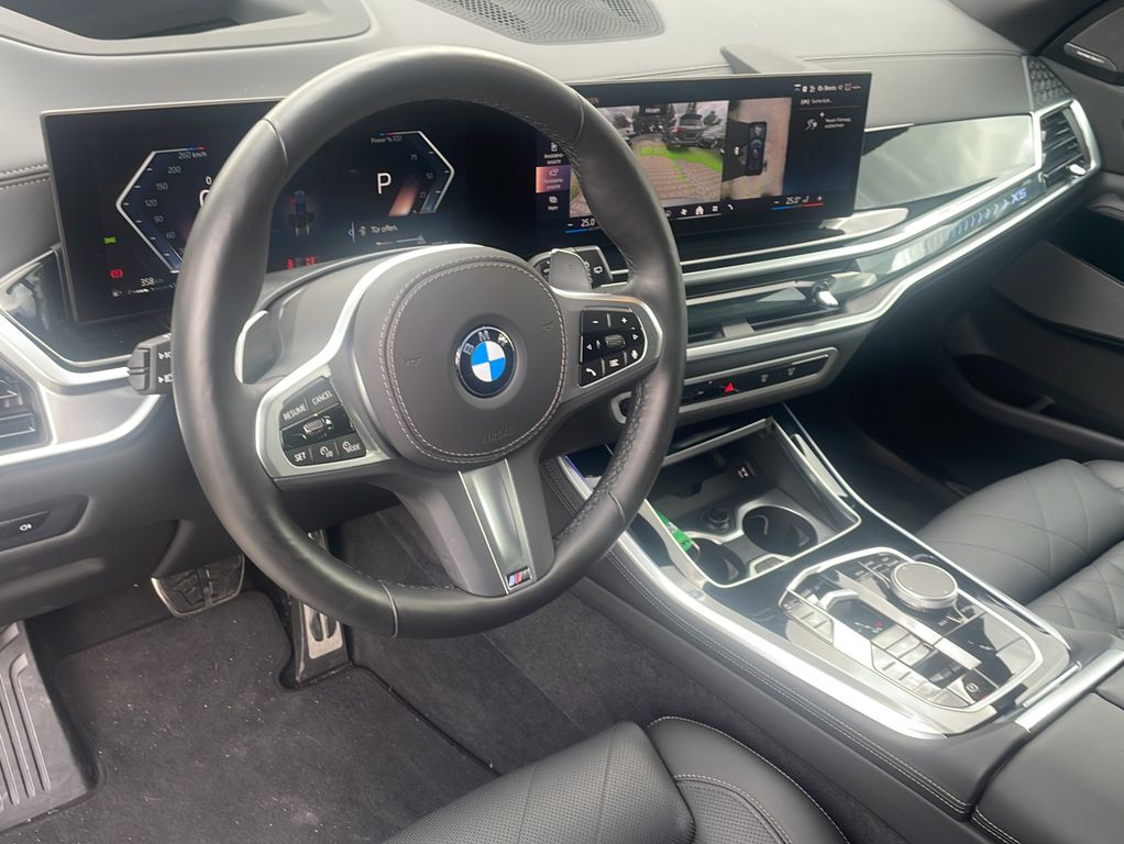 BMW X5 2025 г. Серый, пробег 29200 км
