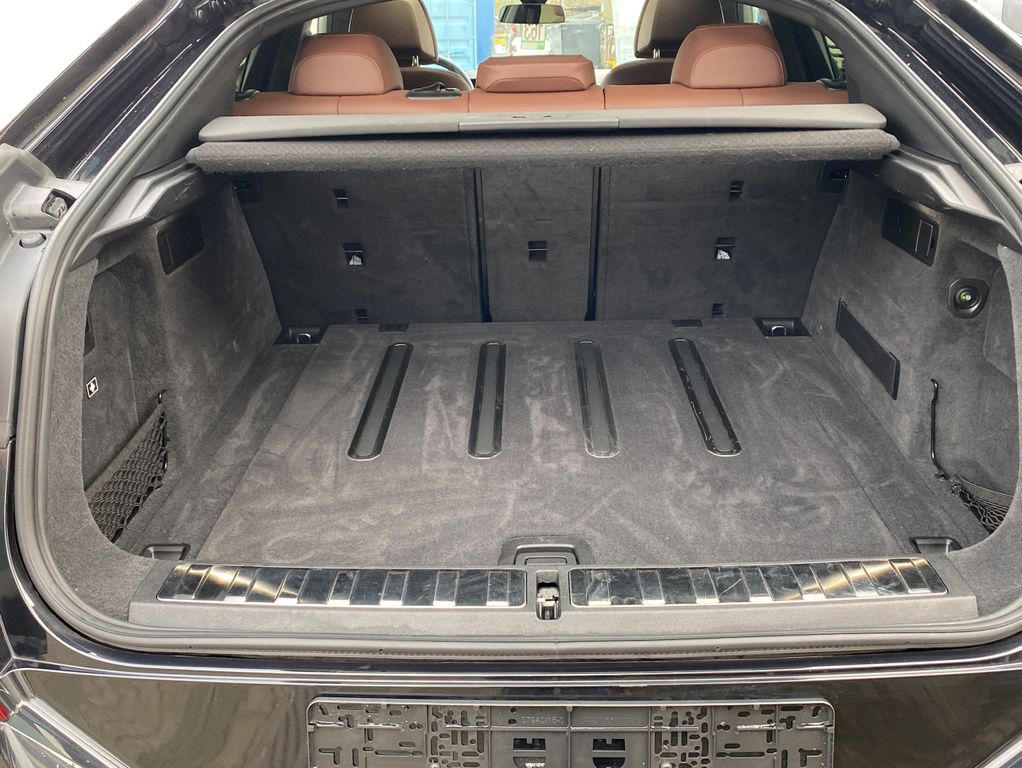 BMW X6 2024 г. Чёрный, пробег 25200 км