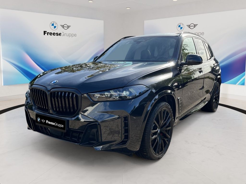 BMW X5 2025 г. Чёрный, пробег 21238 км