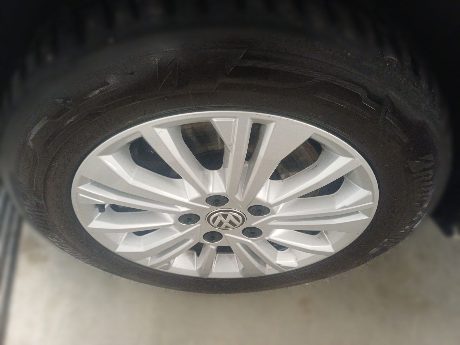 Volkswagen T6 MULTIVAN 2022 г. Серый, пробег 56186 км