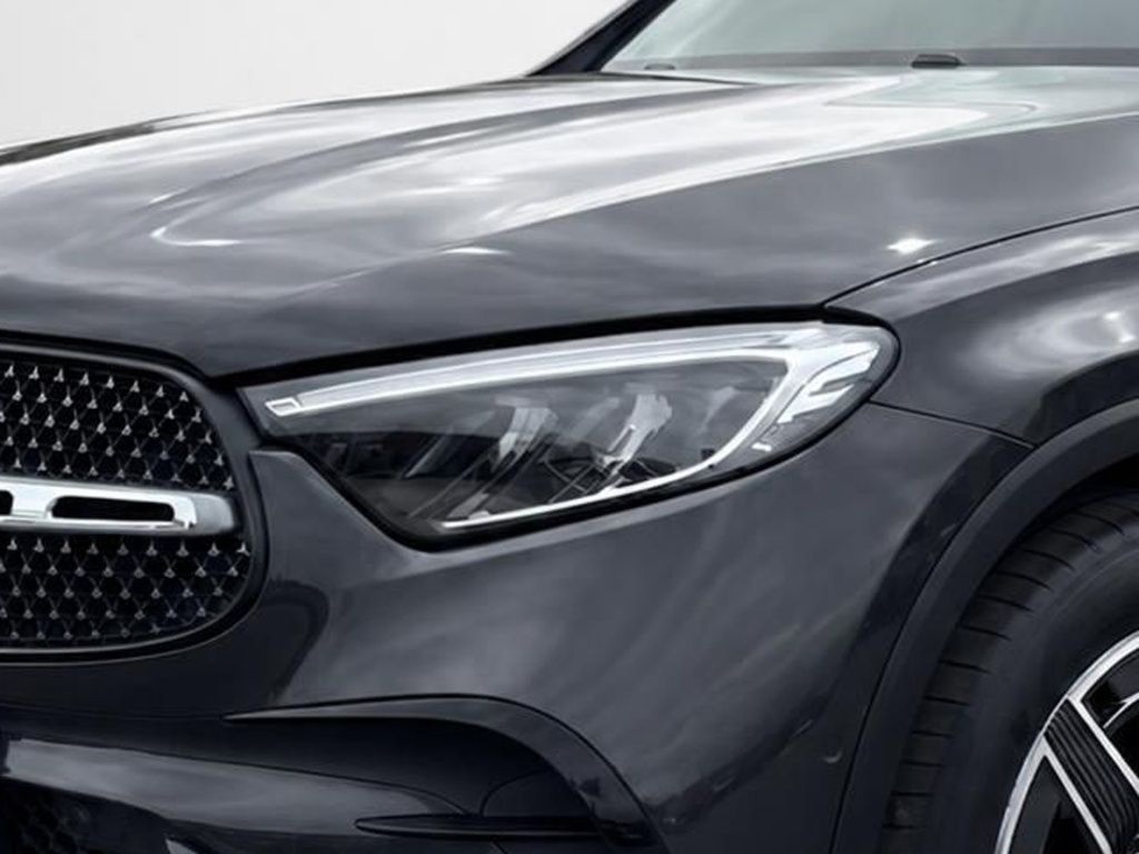 Mercedes-Benz GLC 300 2025 г. Серый, пробег 12916 км