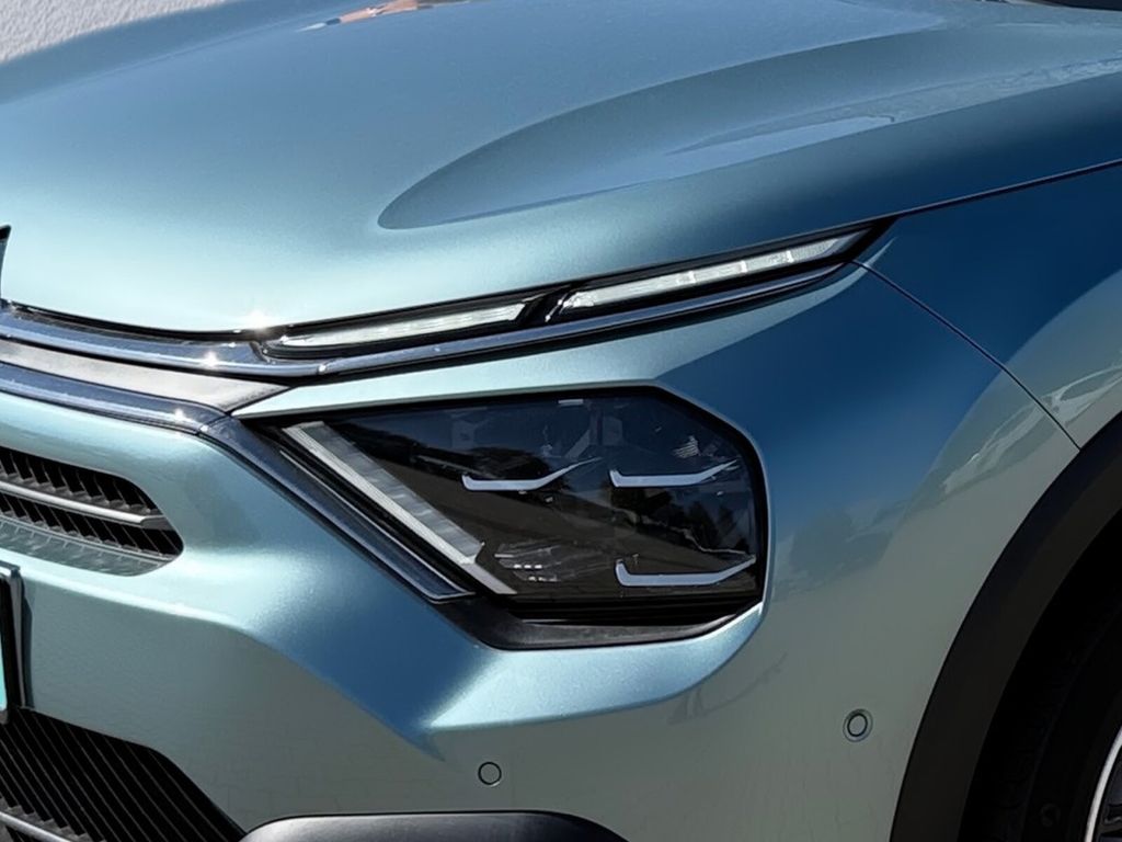 Citroen C4 2023 г. Синий, пробег 42649 км