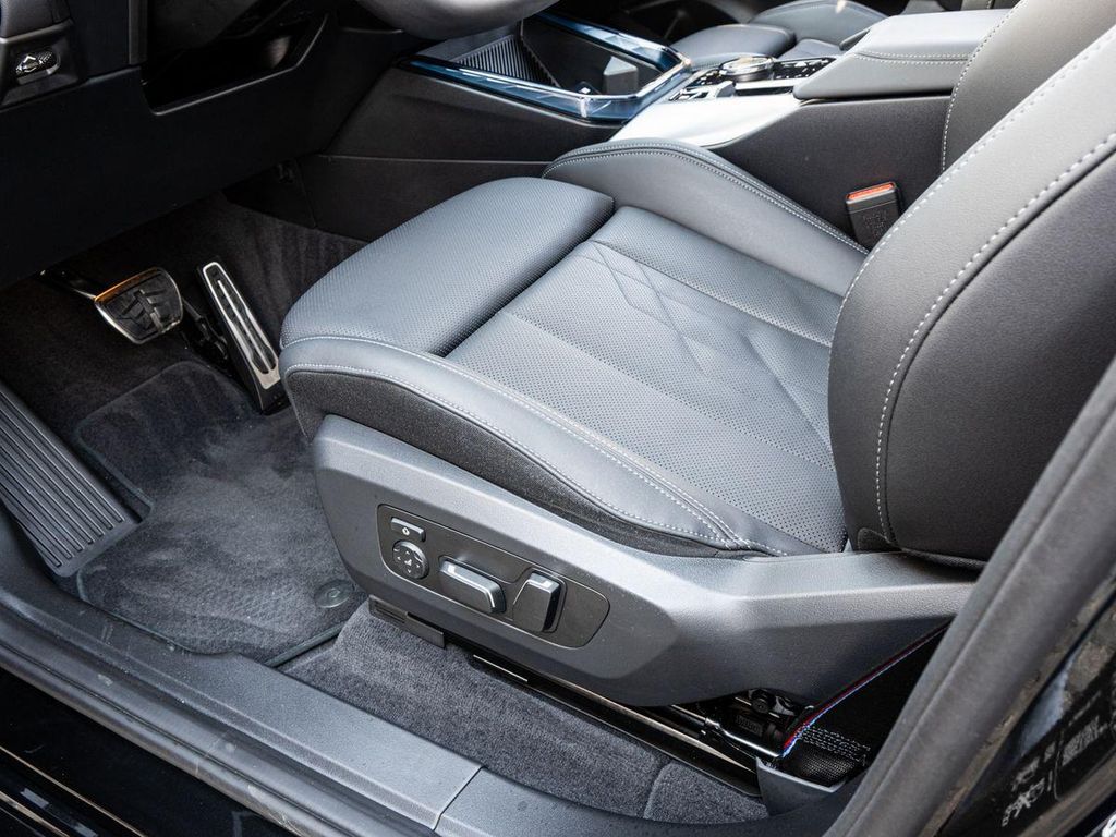 BMW X3 2026 г. Чёрный, пробег 21890 км