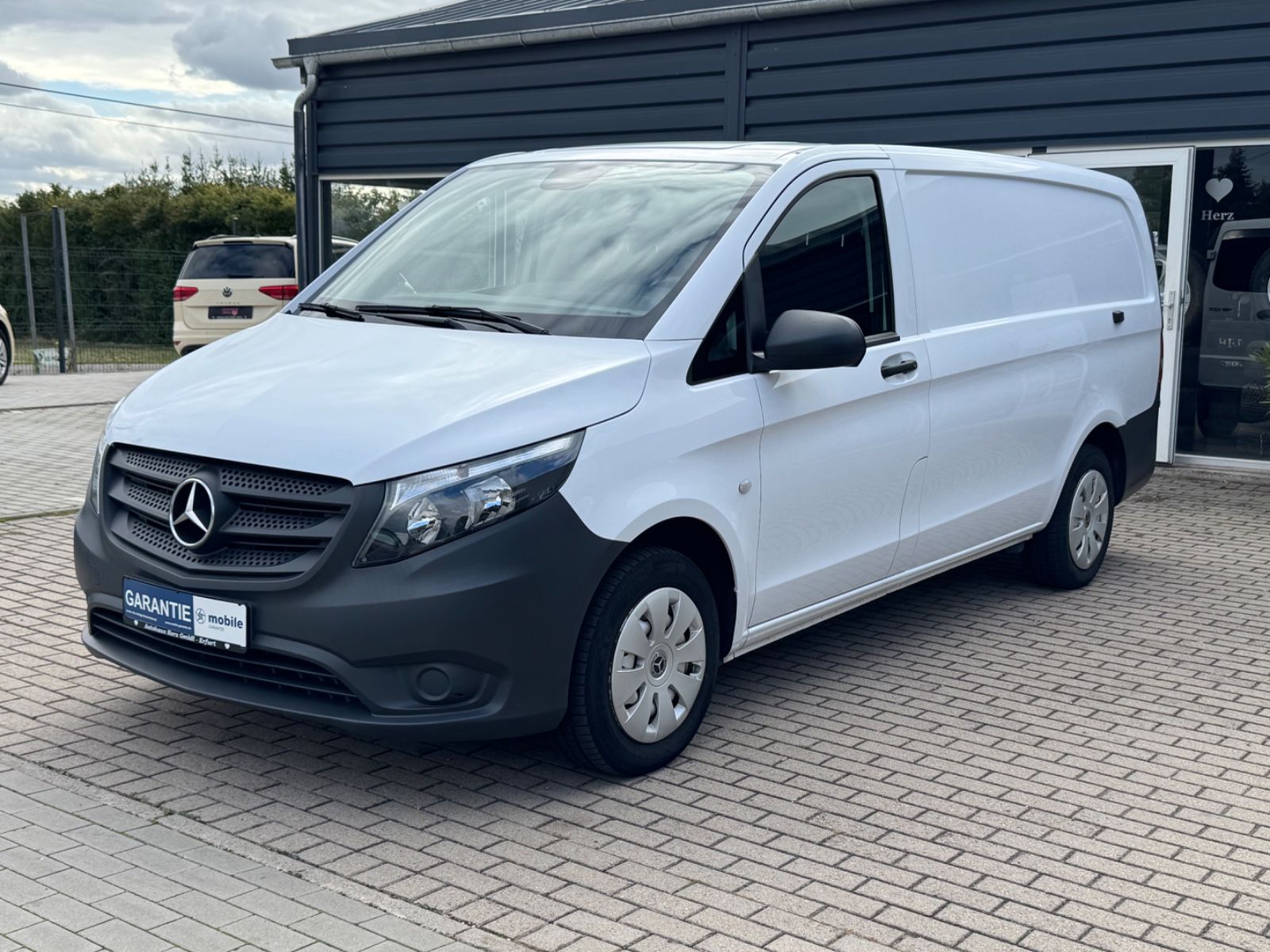 Mercedes-Benz Vito 2021 г. Белый, пробег 59000 км