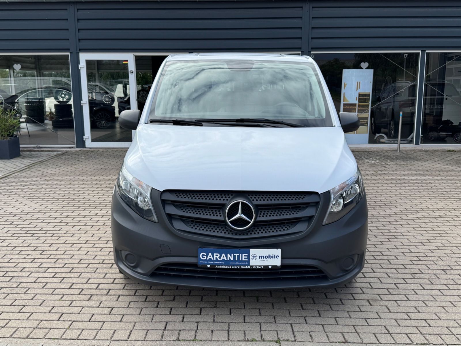 Mercedes-Benz Vito 2021 г. Белый, пробег 59000 км