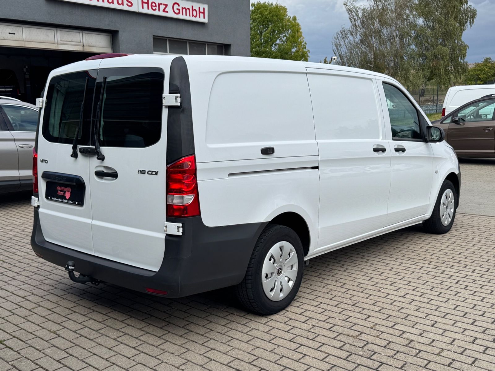 Mercedes-Benz Vito 2021 г. Белый, пробег 59000 км