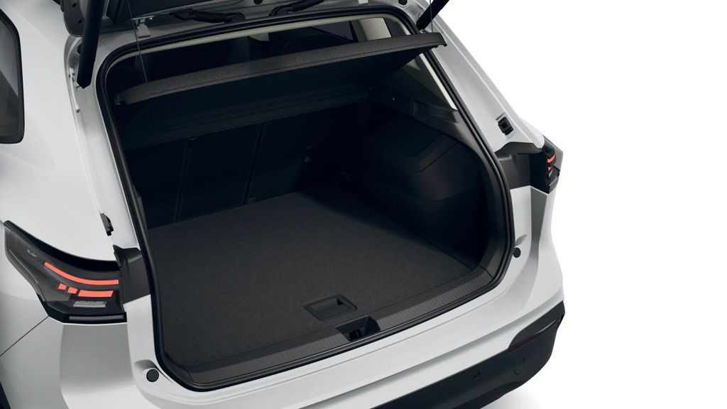 Volkswagen Tiguan 2026 г. Белый, пробег 25452 км