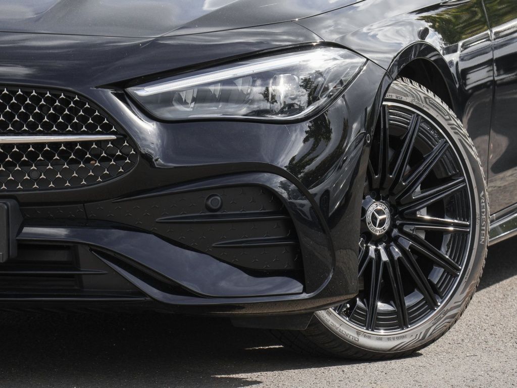 Mercedes-Benz CLE 220 2025 г. Чёрный, пробег 8452 км